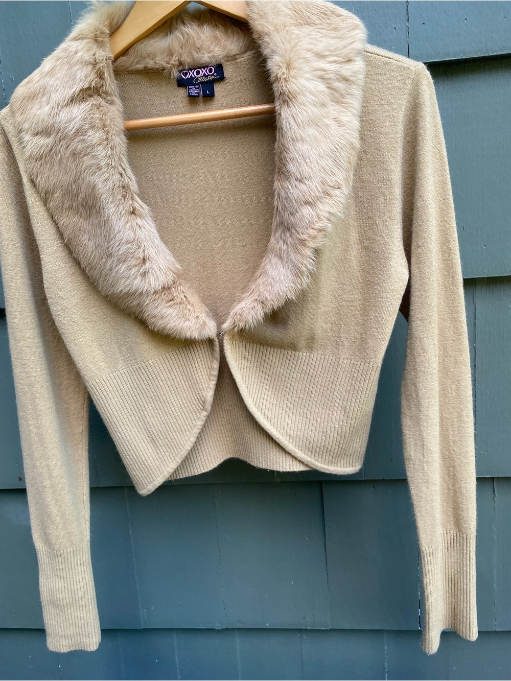 Y2K XOXO Women's Rabbit Fur Collar Cropped Sweater Cardigan